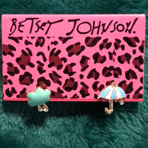 Betsey Johnson Jewelry - Betsey Johnson Earrings4for$25